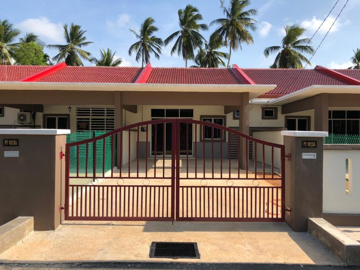 Magnolia 1 Homestay Kampung Kuala Besut Exterior photo